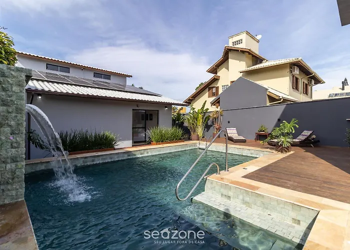 Casa Com Piscina Proxima A Praia Jde792