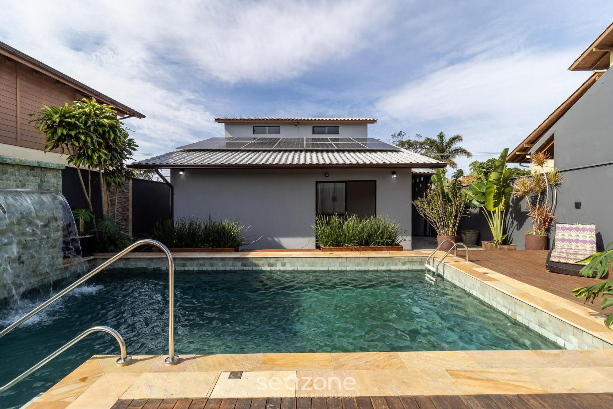 Casa Com Piscina Proxima A Jde792